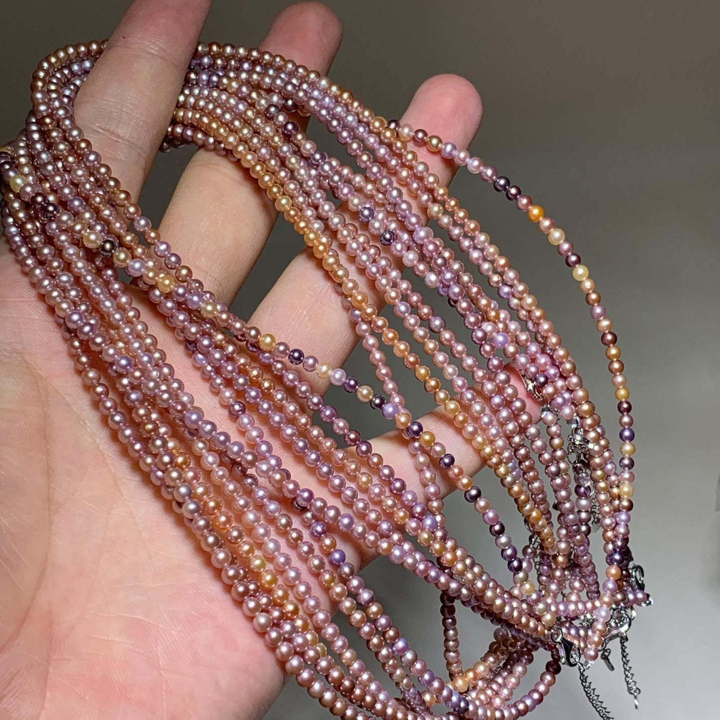 Natural purple pearl necklace