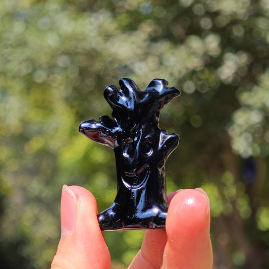 New cute obsidian crystal stump