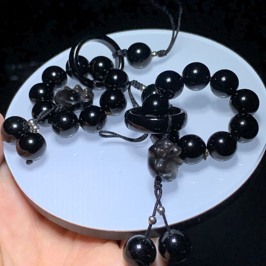 Obsidian paw keychain