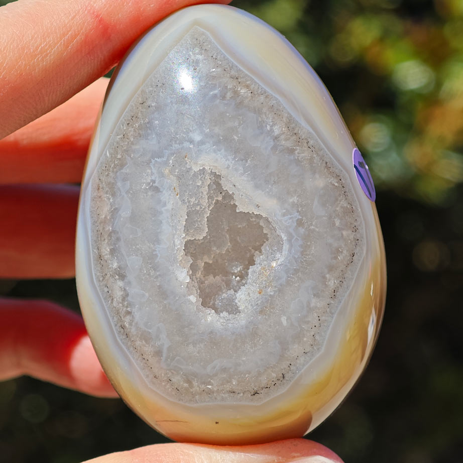 High-quality Druzy Agate crystal egg1
