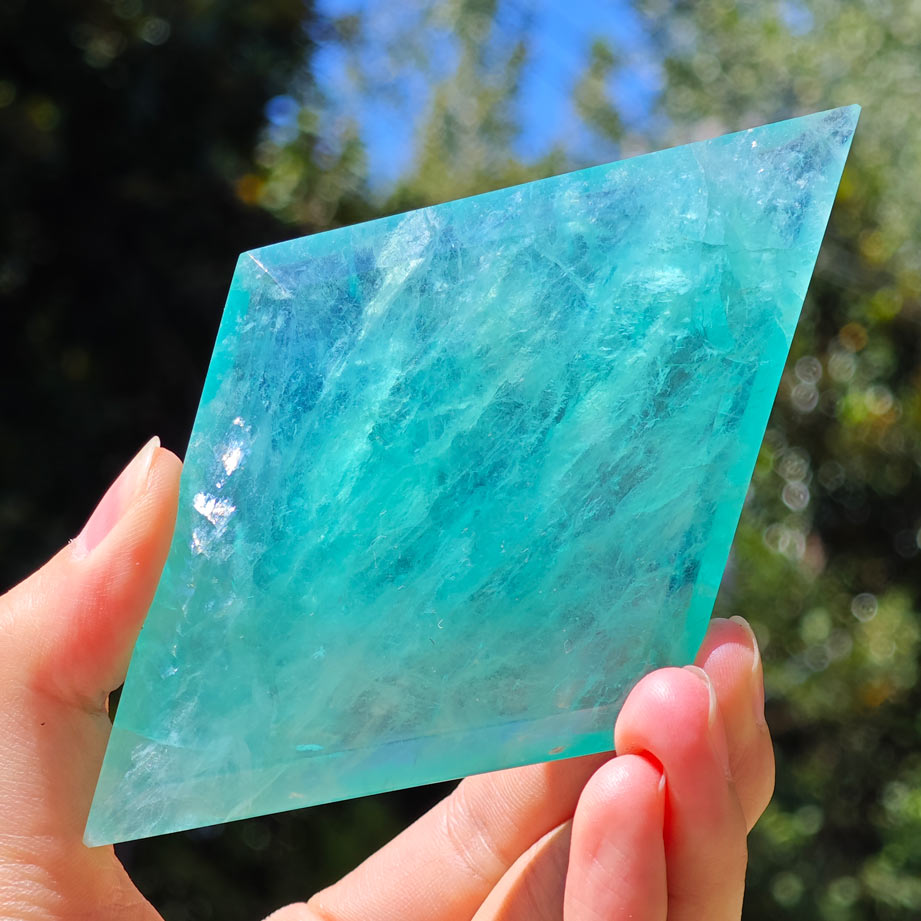 HQ Blue Green Fluorite Crystal Diamond