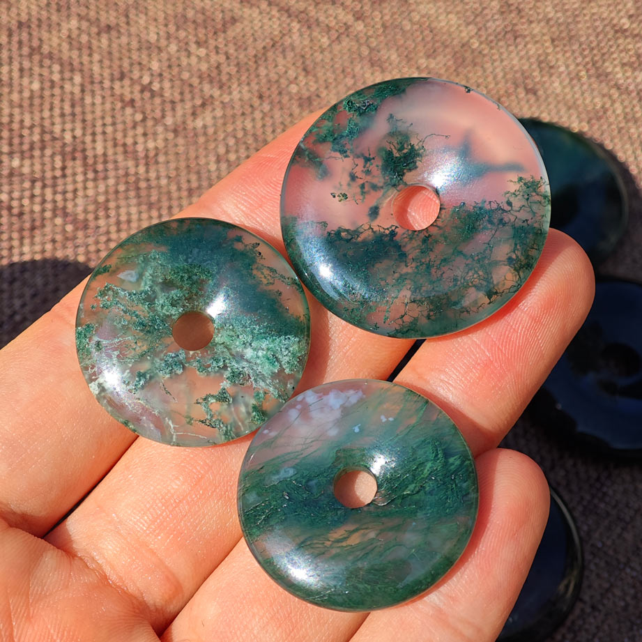 Wholesale Moss Agate Crystal Dount Pendant