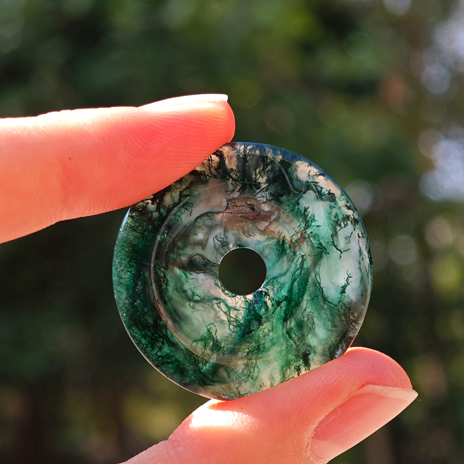 Wholesale Moss Agate Crystal Dount Pendant