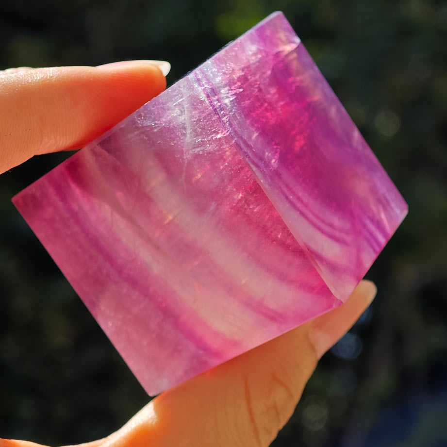 purple fluorite cube