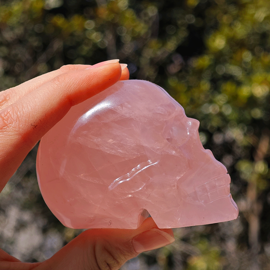 rose quartz skull